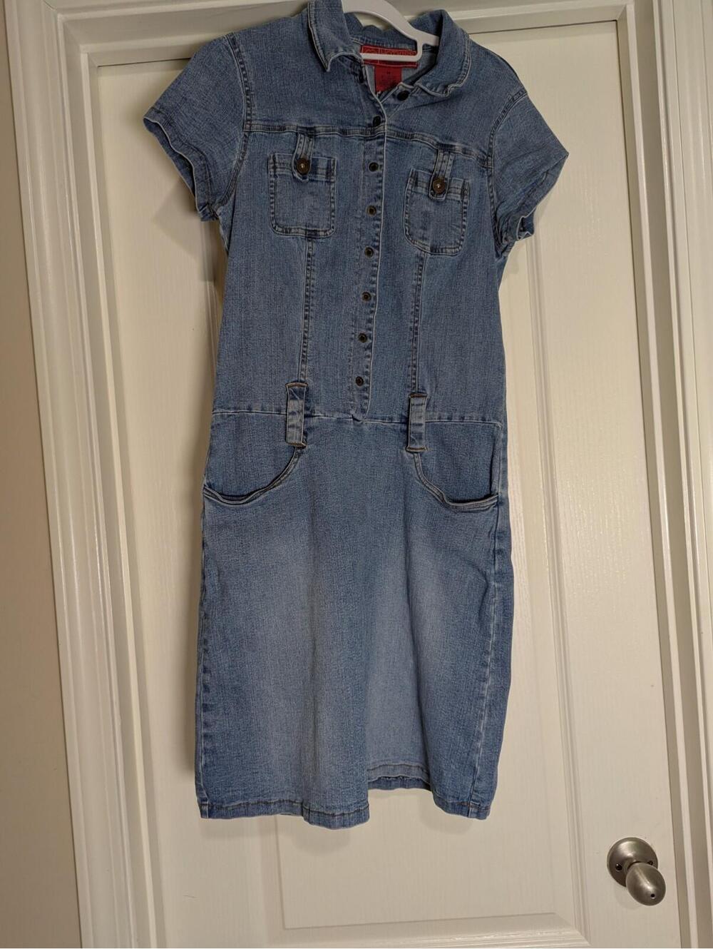 Women's Hot Kiss Denim Dress Button Up Tomato Girl Tagged Medium Best For Small